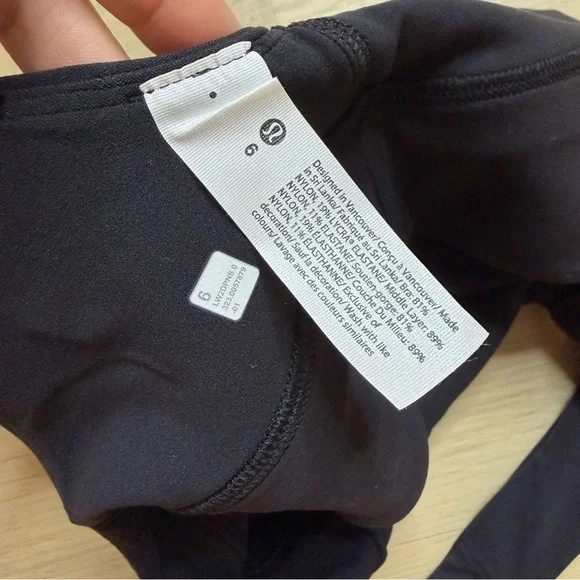 Lululemon black align Vneck Bra NWT - Picture 7 of 8